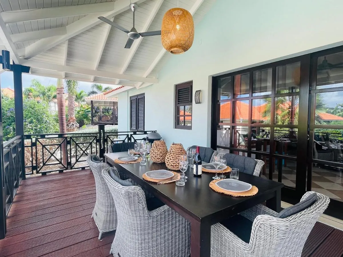 Tip! Blue Bay Beachvilla 12 - Blue Bay Resort location