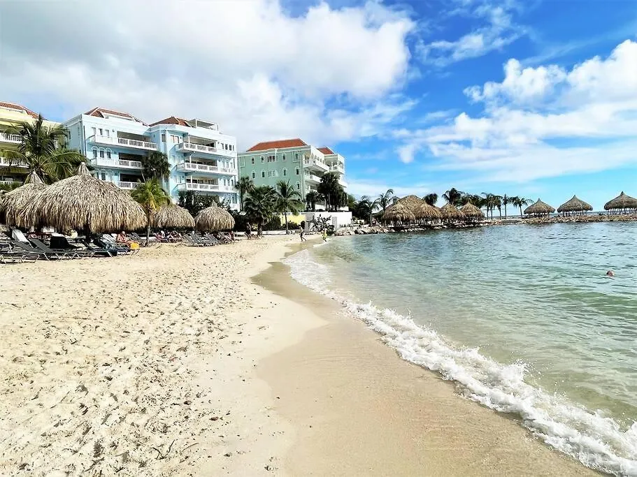 Tip! Blue Bay Beachvilla 12 - Blue Bay Resort Sint Michiel Curacao