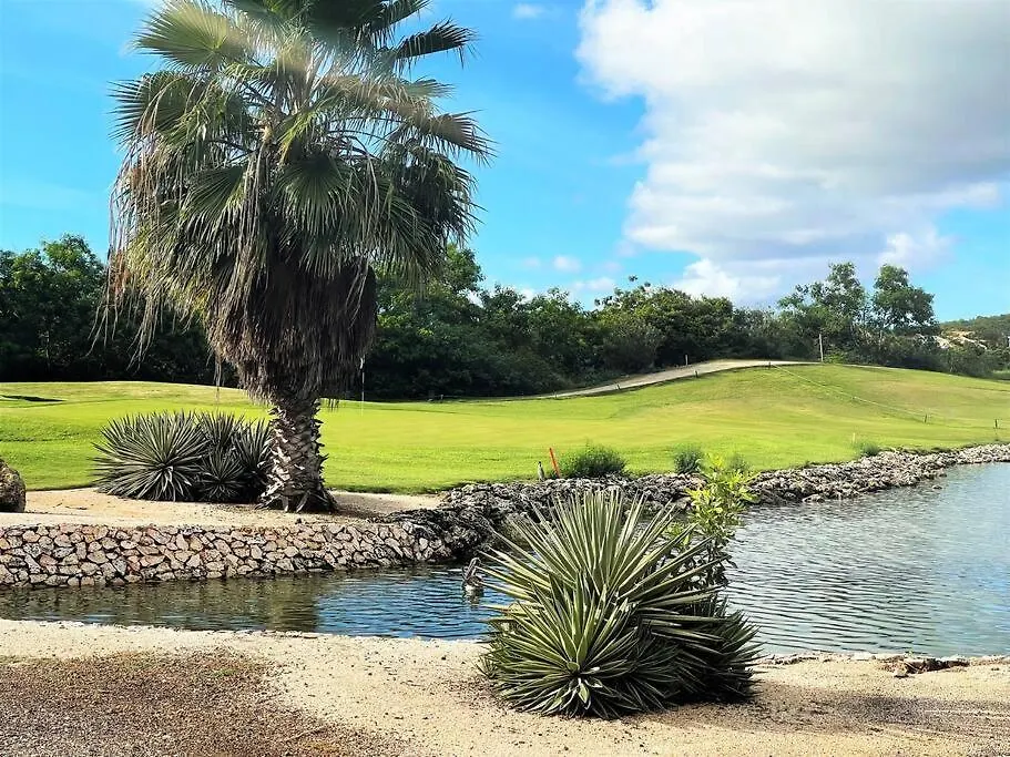 Tip! Blue Bay Beachvilla 12 - Blue Bay Resort Sint Michiel