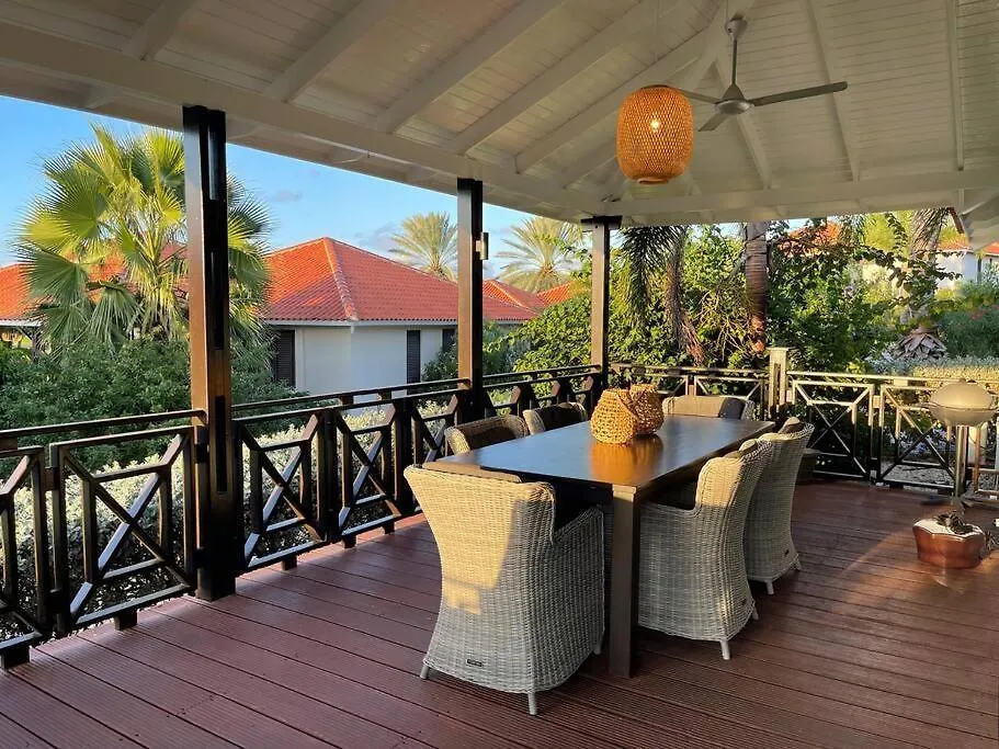 Villa Tip! Blue Bay Beachvilla 12 - Blue Bay Resort Sint Michiel
