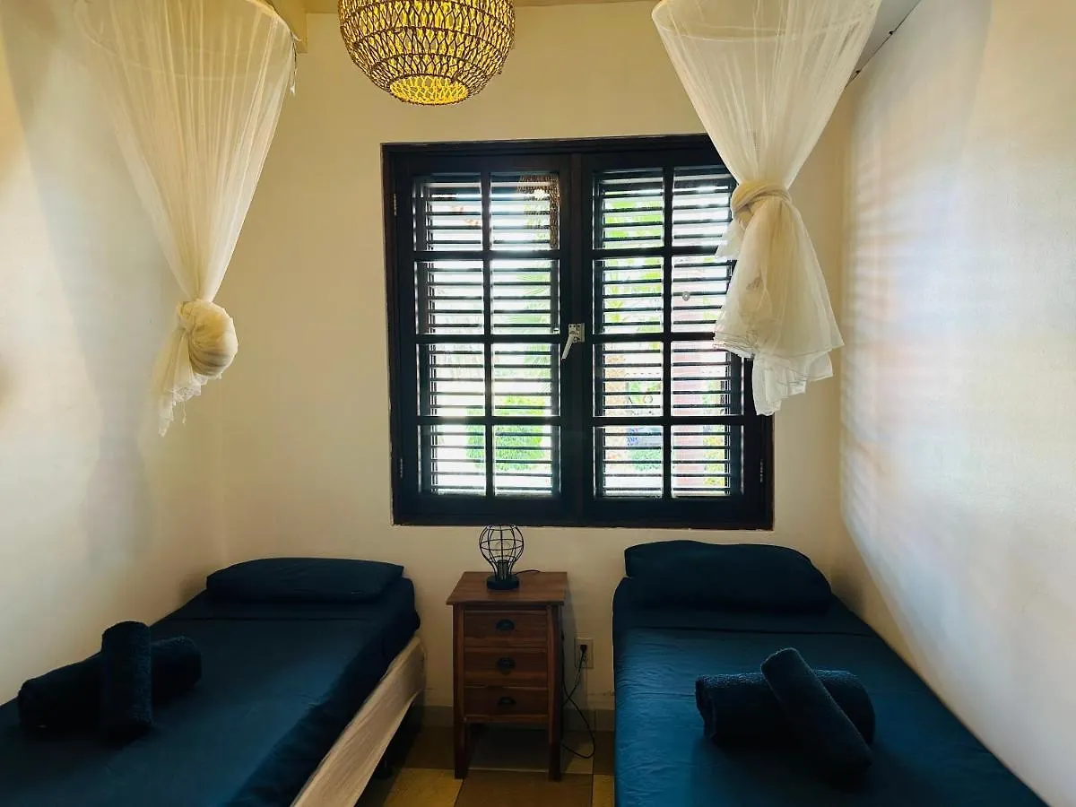 Tip! Blue Bay Beachvilla 12 - Blue Bay Resort Sint Michiel 0*,  Curacao